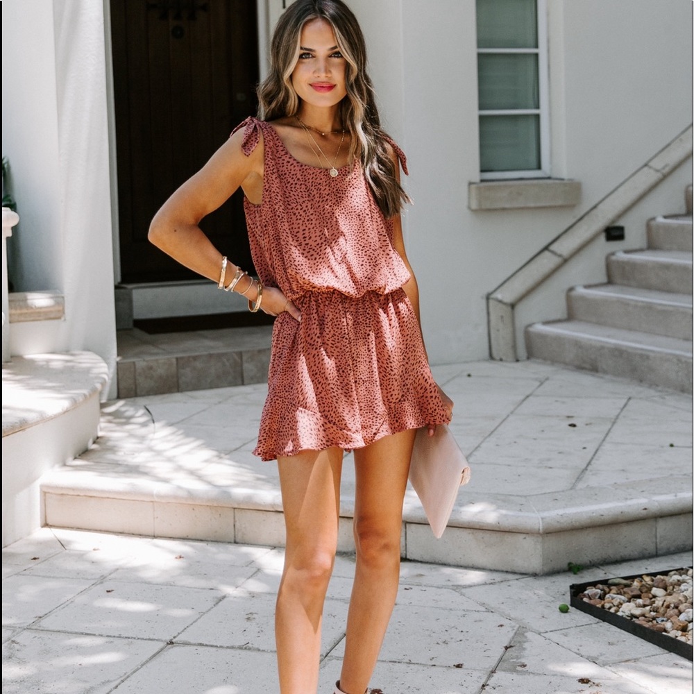 Vici urban adventure tie romper nwot!